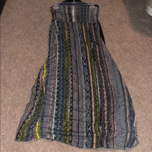Pattern maxi skirt - Picture 1 of 2
